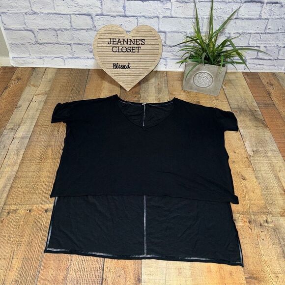 Lululemon My Mantra Short Sleeve
Black - Picture 15 of 16